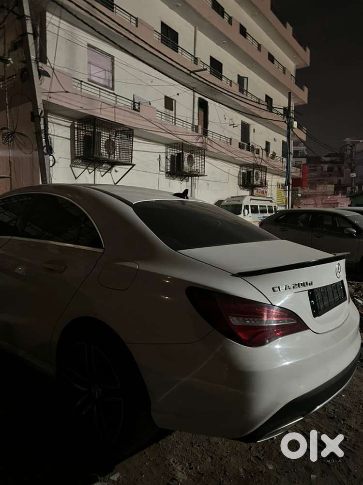 Cla 200 D 2 Key Available