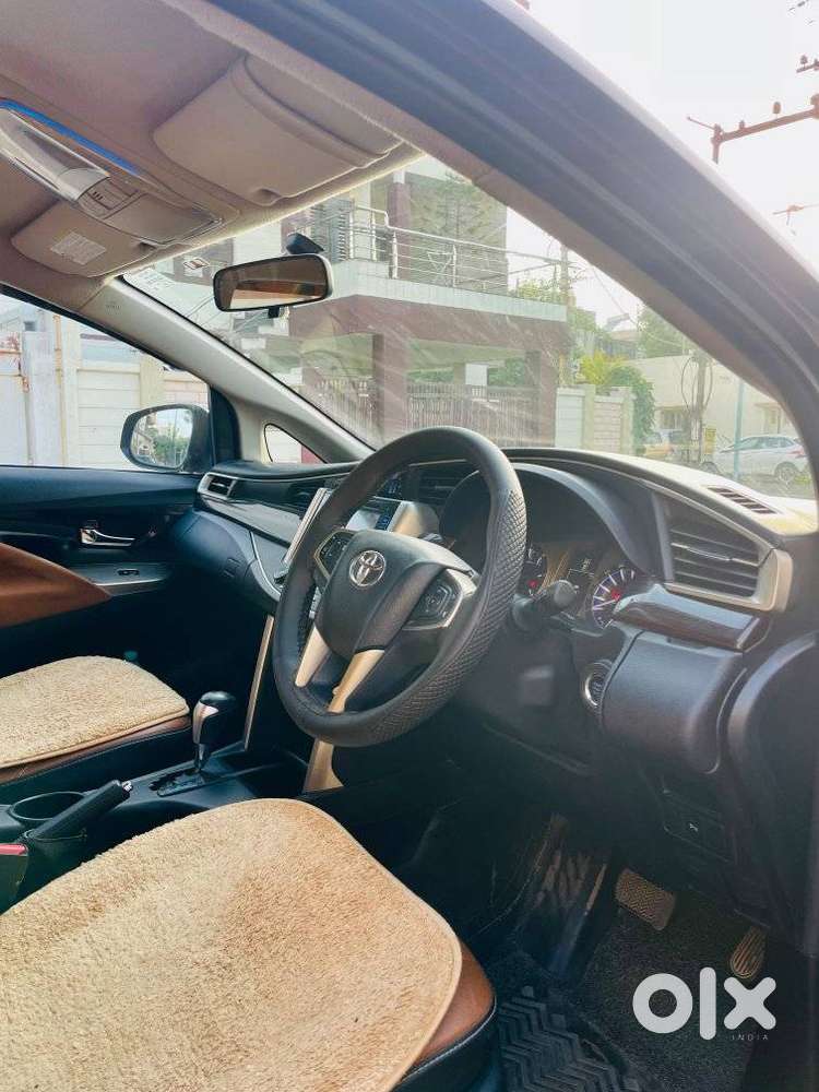 Toyota Innova Crysta 2.8z Automatic, 2016, Diesel