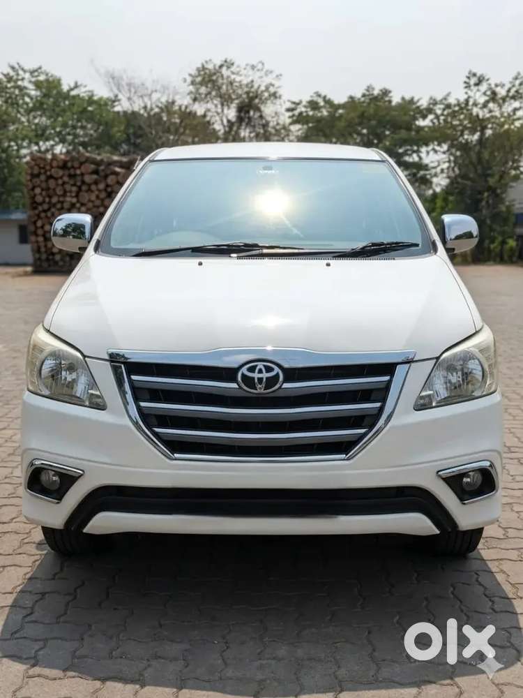 Toyota Innova 2016gx 7 Seater Diesel Good Condition