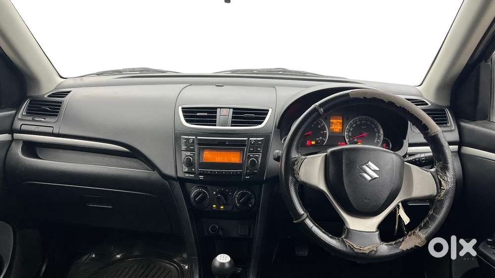 Maruti Suzuki Swift Vxi, 2016, Petrol