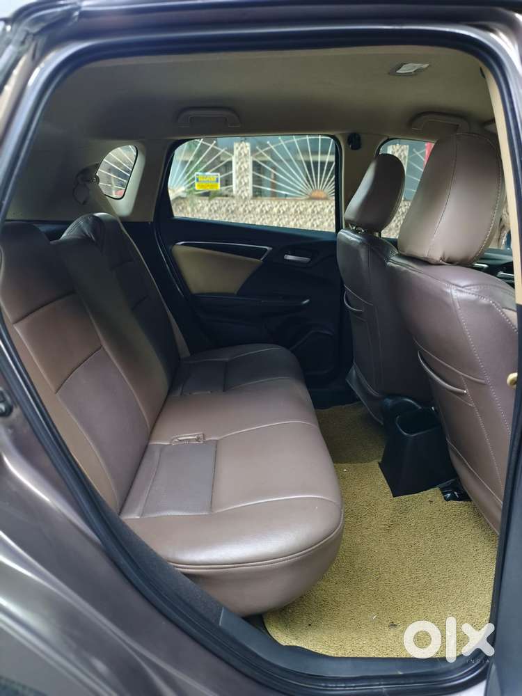 Honda Jazz V Mt Privilege, 2015, Petrol