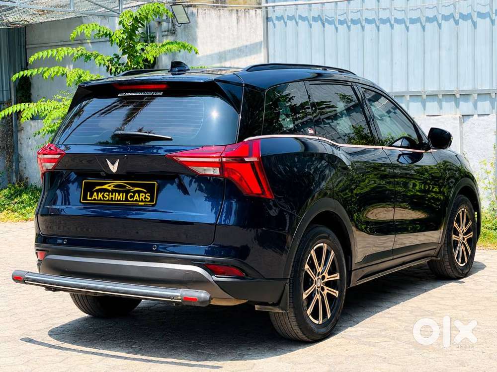 Mahindra Xuv700 2.0 Ax 7 Petrol At Str, 2024, Petrol