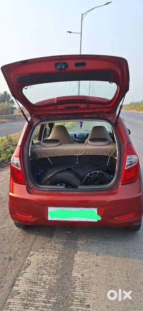 Hyundai I10 2011 Cng & Hybrids 68000 Km Drive