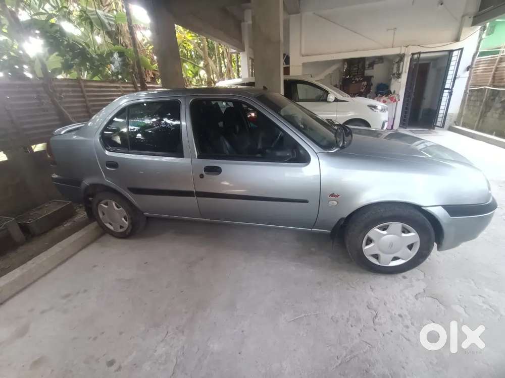 Ford Ikon Zxi Nxt 2003