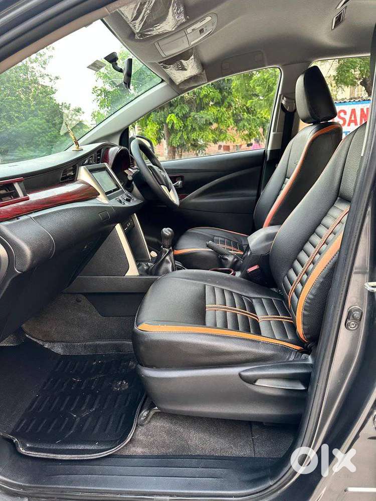 Toyota Innova Crysta 2.4 Gx Mt, 2017, Diesel