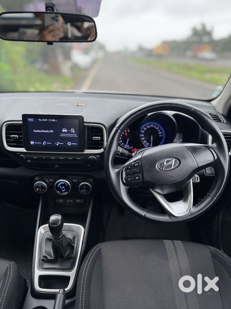 Hyundai Venue, 2021, Petrol