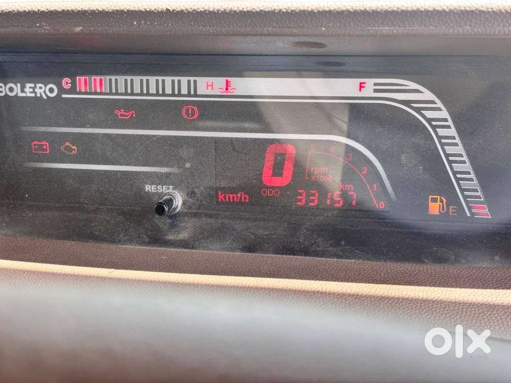 Mahindra Bolero 2.5 Camper Gold Zx, 2023, Petrol