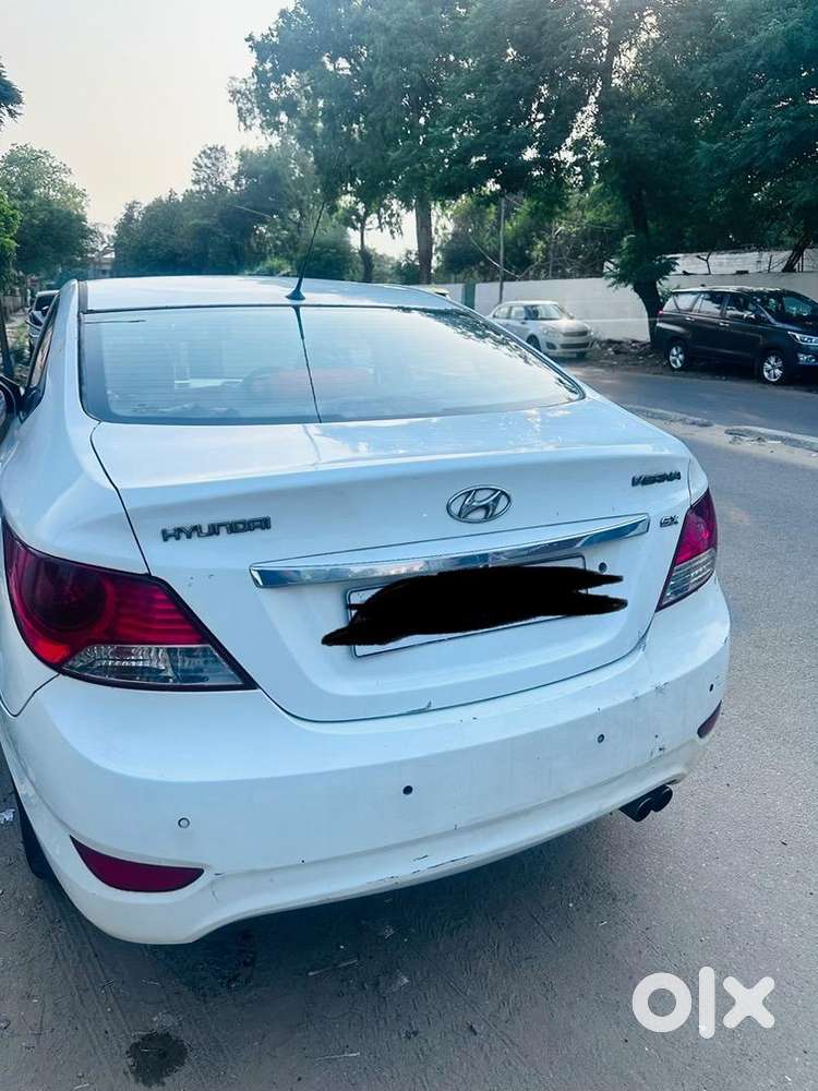 Hyundai Fluidic Verna 2011 Diesel 126000 Km Driven