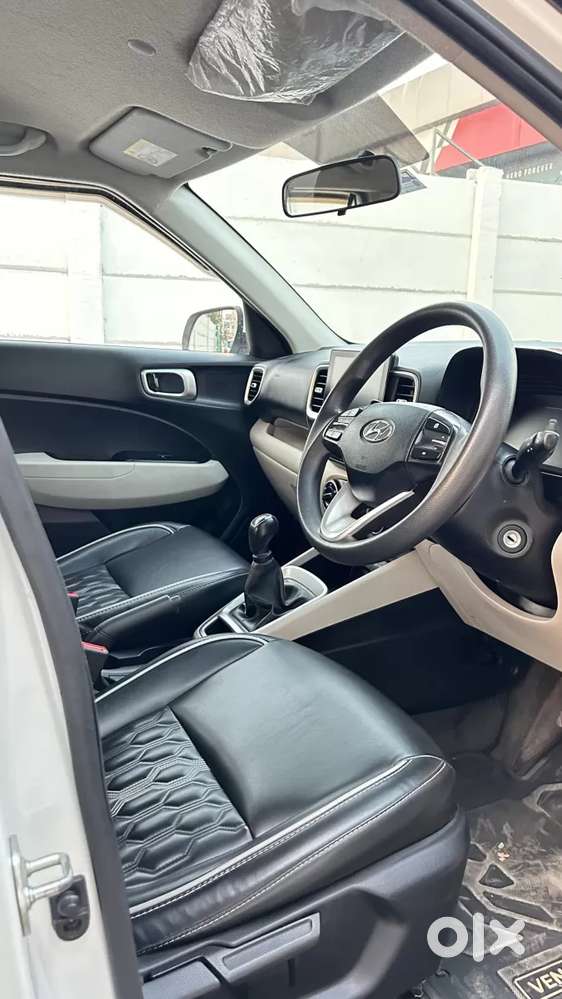 Hyundai Venue 1.2 S (o), 2023, Petrol