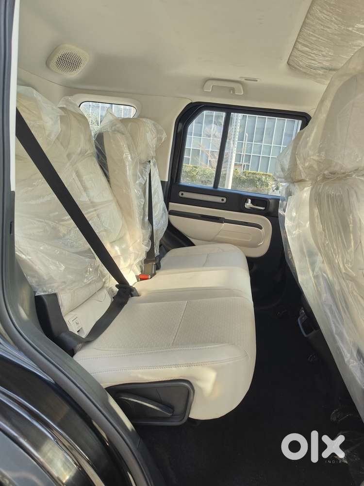 Mahindra Thar Roxx Mx5 Petrol At 2wd, 2024, Petrol