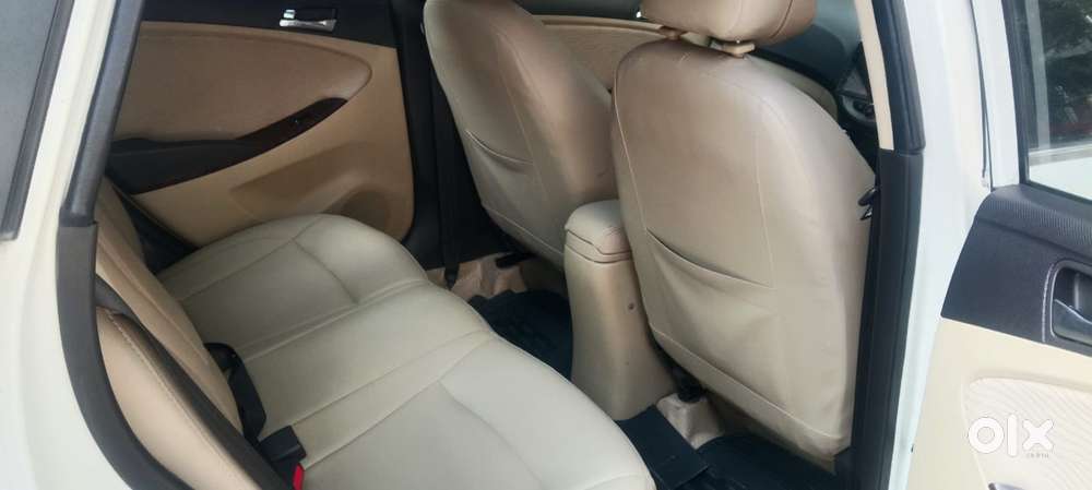 Hyundai Verna Fluidic 1.6 Vtvt Sx, 2014, Petrol