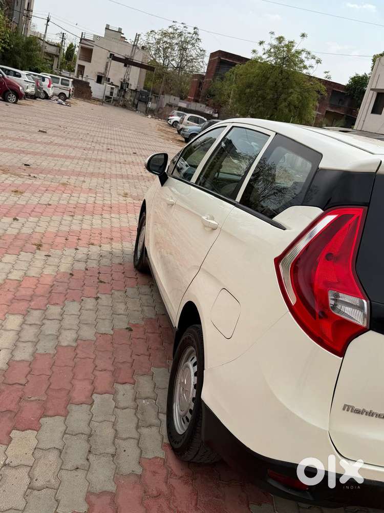 Mahindra Marazzo M2 8str, 2022, Diesel