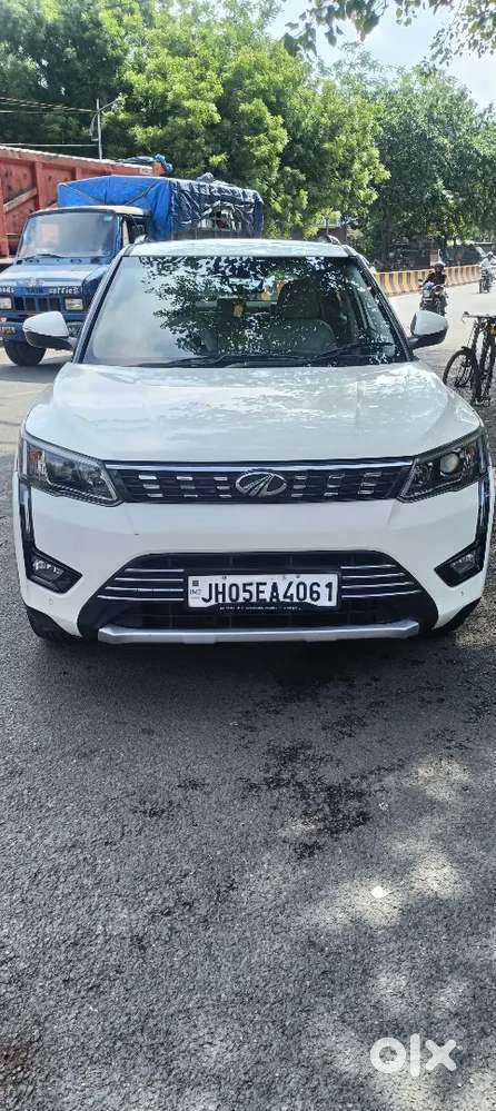 Mahindra Xuv300 Turbosport 2021 Dual Tone