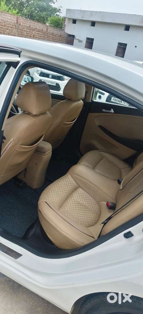Hyundai Verna Vtvt 1.6 Sx, 2014, Petrol