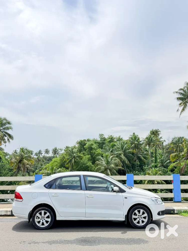 Volkswagen Vento Highline 2011