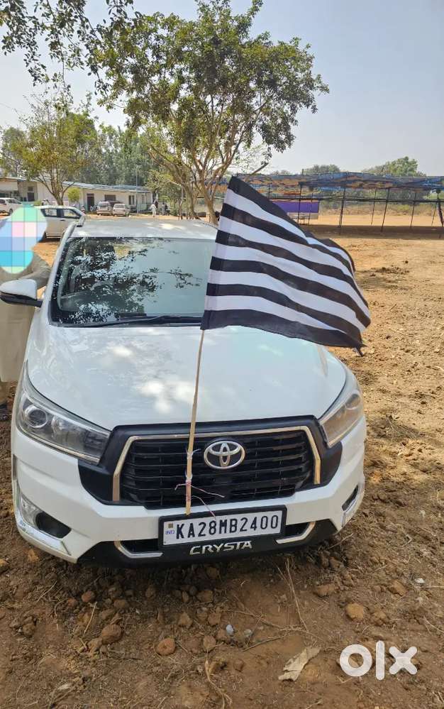 Toyota Innova Crysta 2017 Diesel 83000 Km Driven
