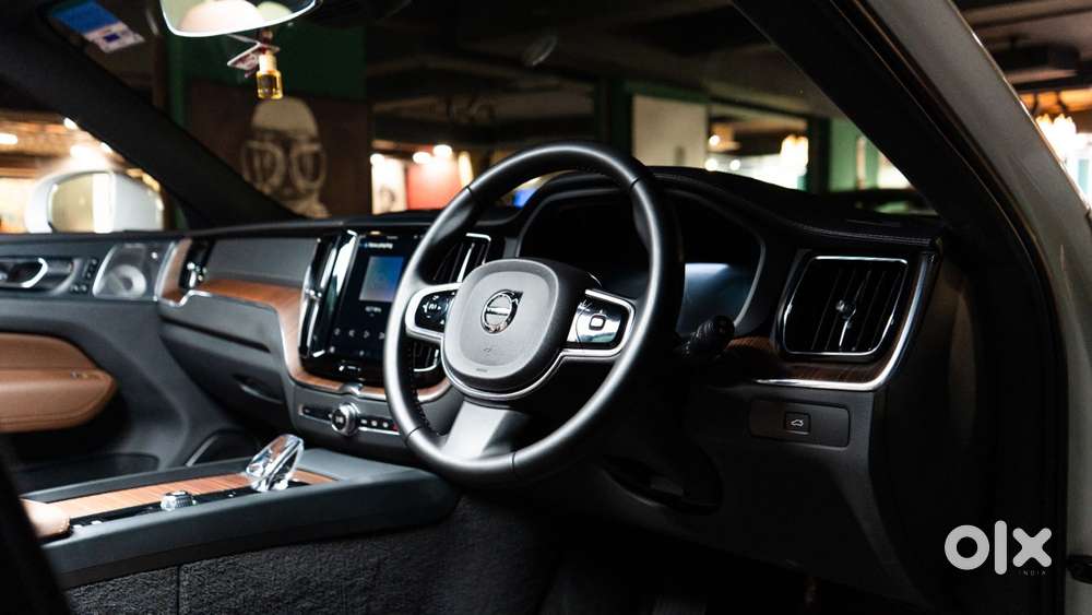 Volvo Xc60 2.0 B5 Ultimate, 2025, Petrol