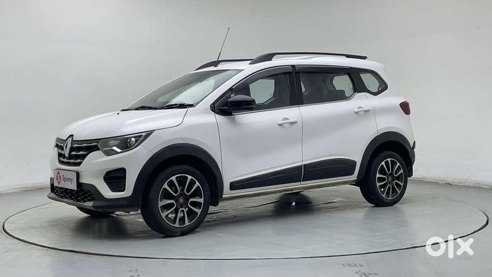 Renault Triber Rxt, 2022, Petrol