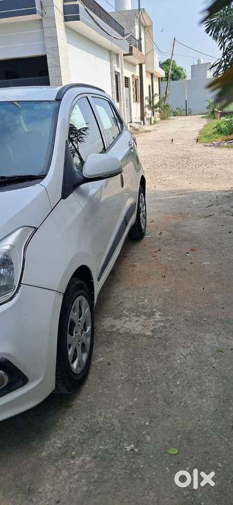 Hyundai Grand I10 2016 Year