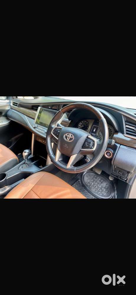 Toyota Innova Crysta 2017