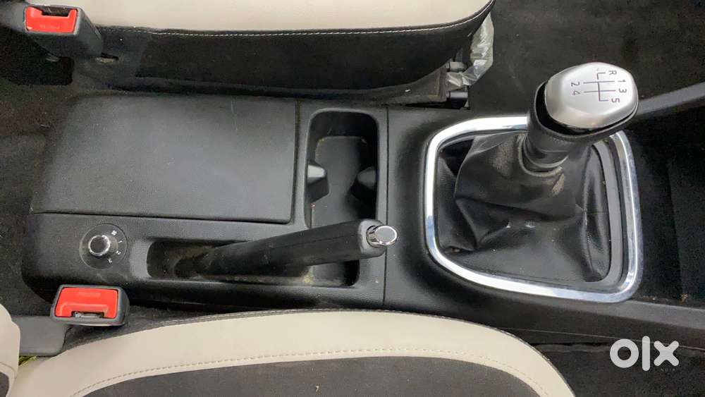 Renault Triber 1.0 Rxz Dual Tone, 2019, Petrol