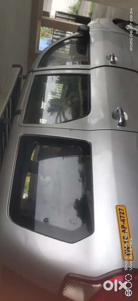 I'm Selling Mahindra Xylo D4