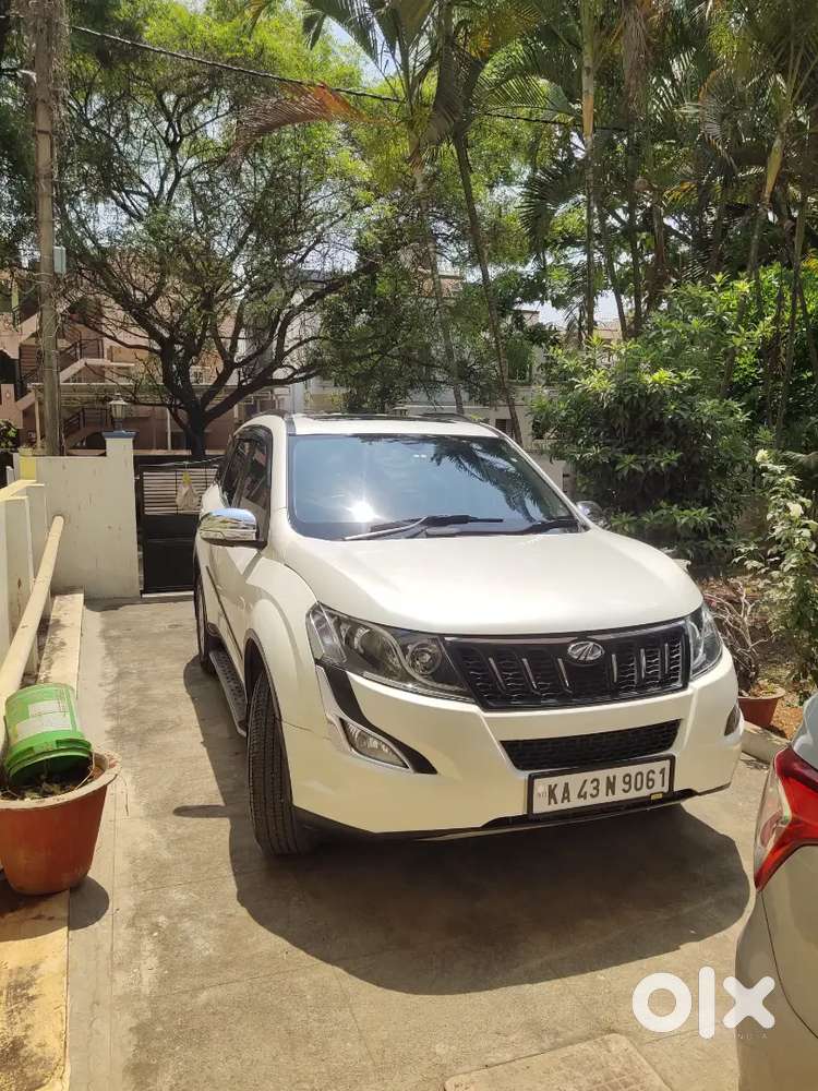 Mahindra Xuv500 2015 Diesel 52000 Km Driven
