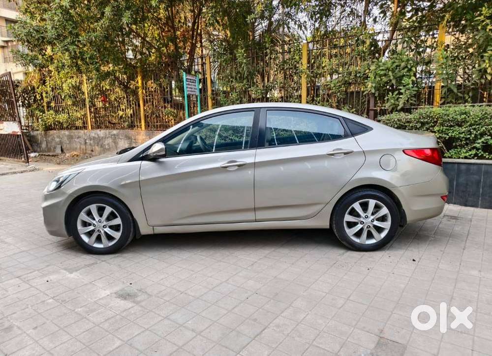 Hyundai Verna Fluidic 1.6 Vtvt Sx Opt, 2011, Petrol