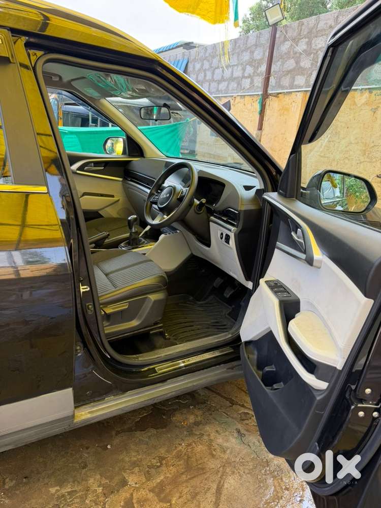 Kia Carens 2024
