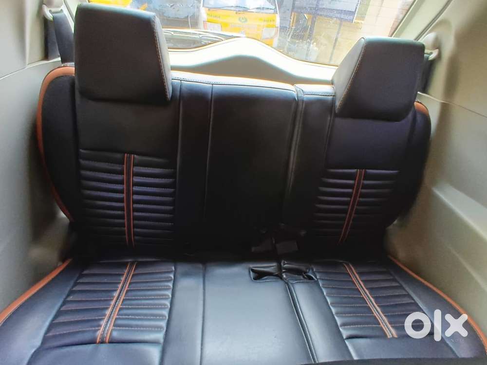 Mahindra Marazzo M6, 2019, Diesel