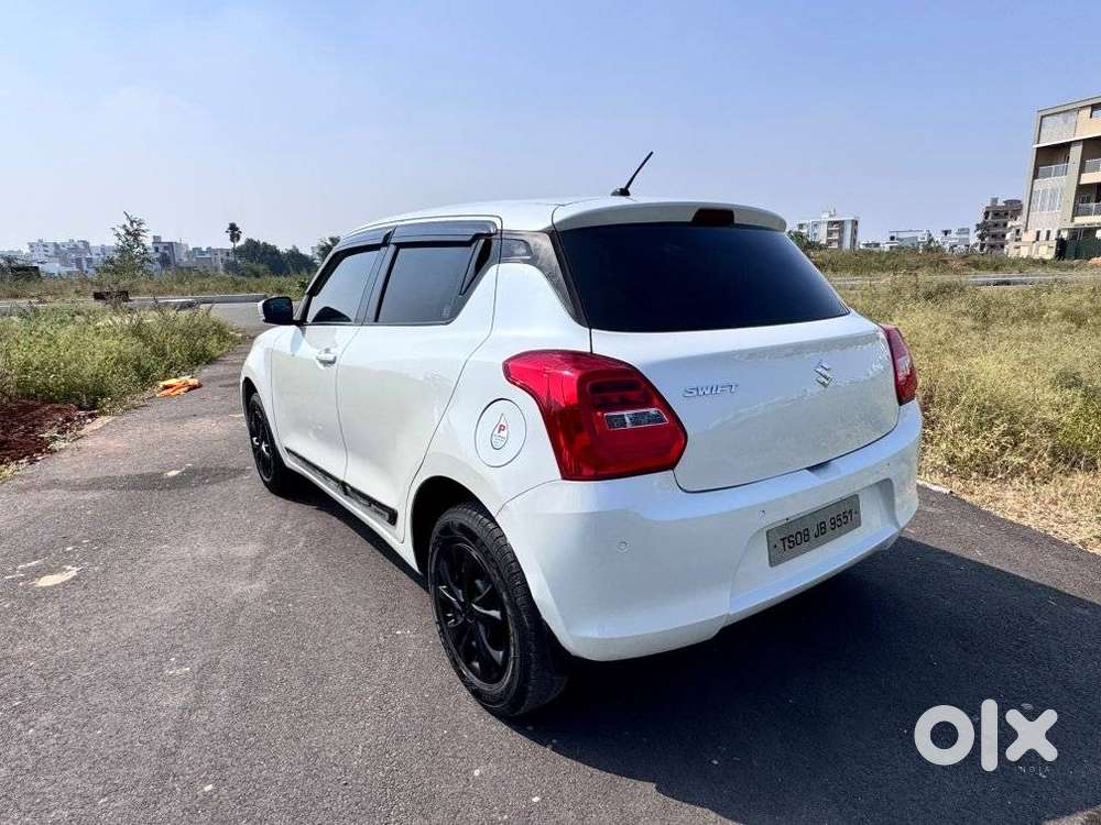 Maruti Suzuki Swift Vxi, 2022, Petrol