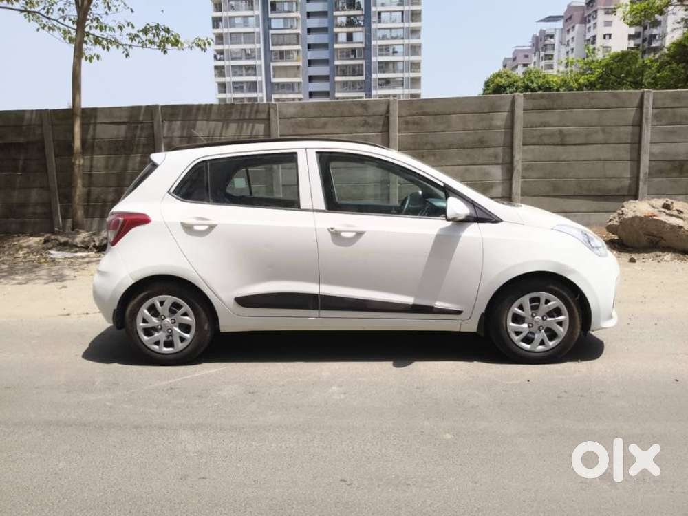 Hyundai Grand I10 1.2 Kappa Sportz Option, 2017, Cng & Hybrids