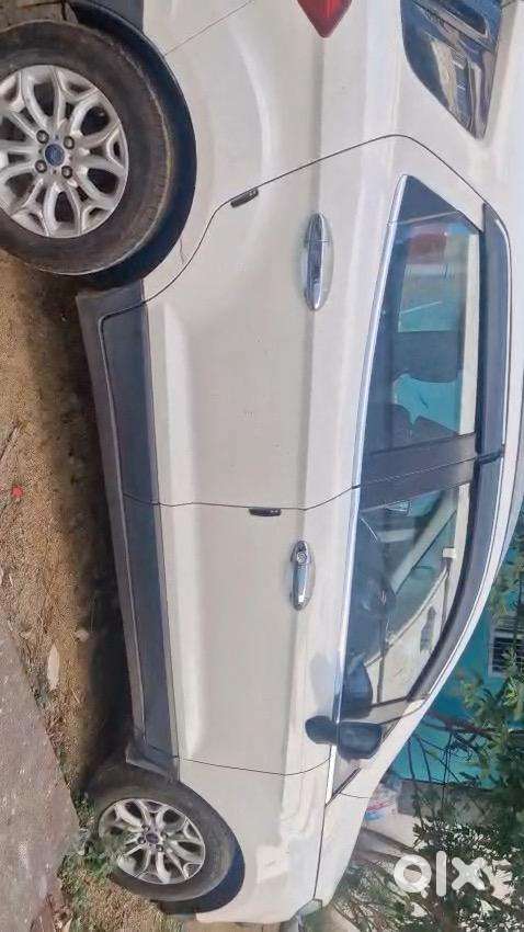 Ford Ecosport Petrol Automatic In Excellant Condition( 48000 Km, 2015)