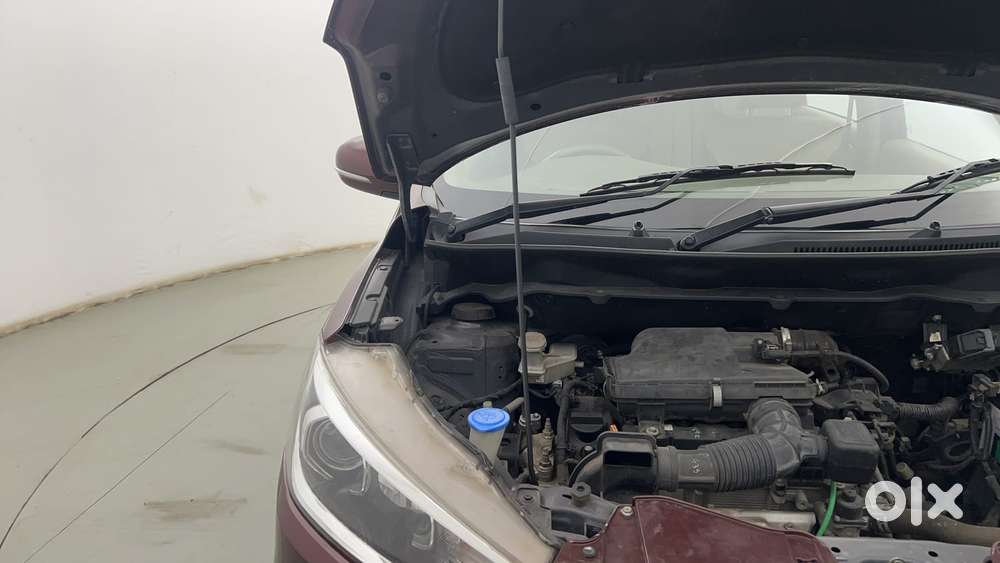 Maruti Suzuki Ertiga Zxi Plus At Shvs, 2022, Petrol