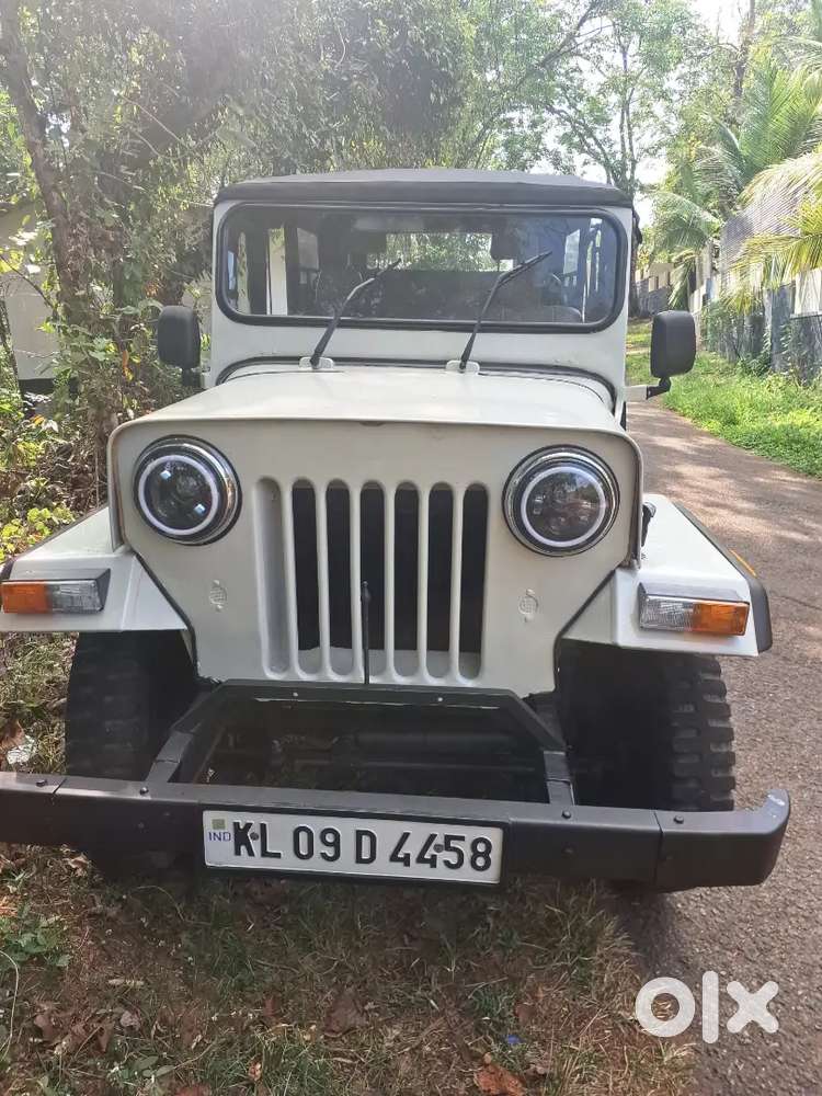 10 സീറ്റ്‌ 1997 Commander 5 Gear For Sale