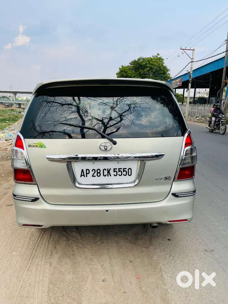 Toyota Innova 2013 Diesel Well Maintained