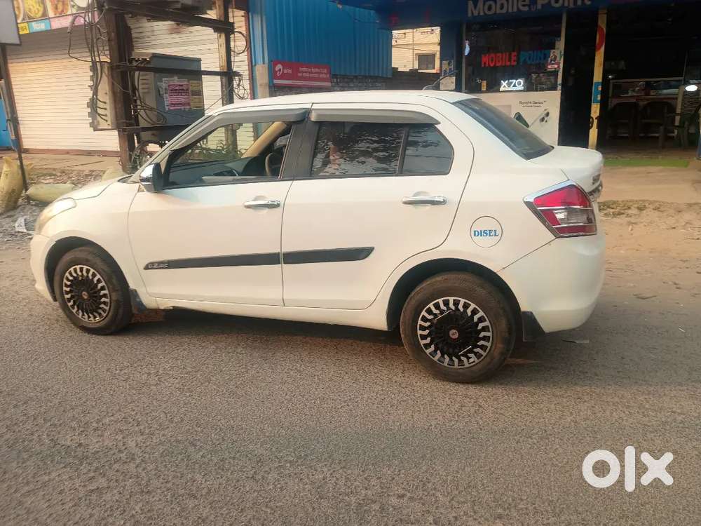 Maruti Suzuki Dzire 2015 Diesel 90000 Km Driven