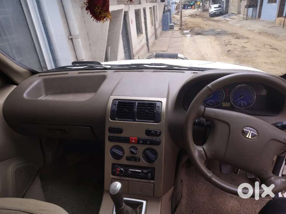 Tata Safari 2012