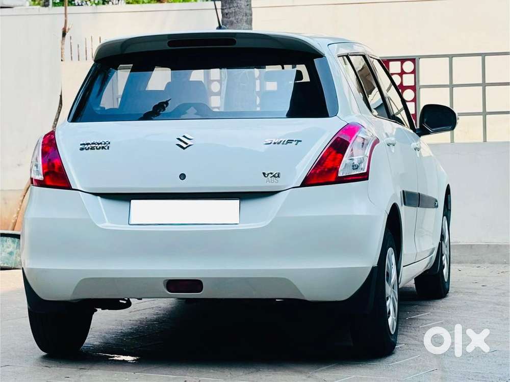Maruti Suzuki Swift 1.2 Vxi (o), 2017, Petrol