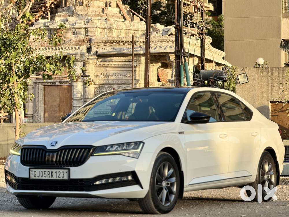 Skoda Superb 2.0 Sportline Tsi At, 2020, Petrol