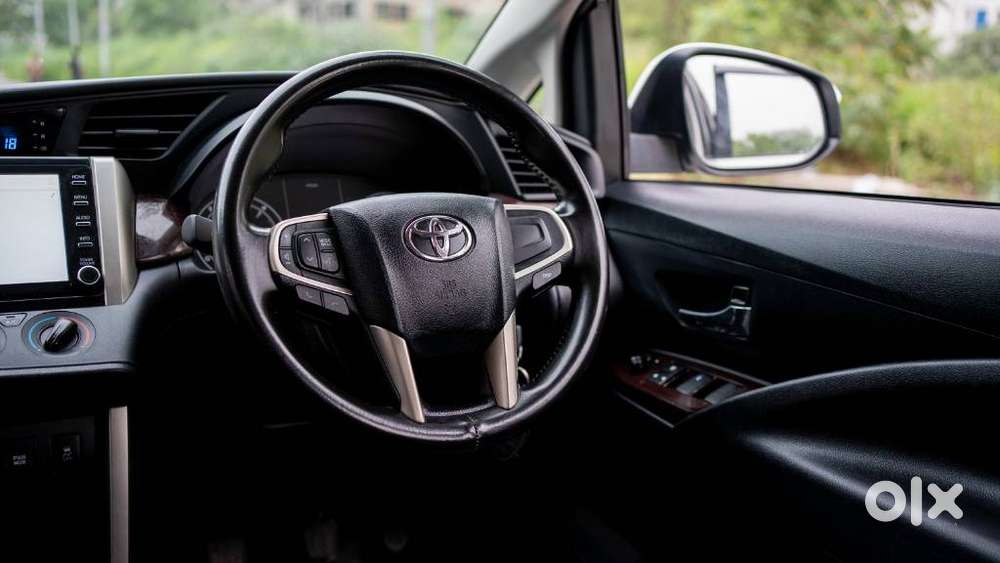 Toyota Innova Crysta 2.4 G Plus Mt 7 Str, 2026, Diesel