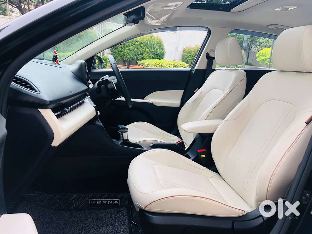 Hyundai Verna 1.5 Sx (o) Vtvt Ivt, 2025, Petrol