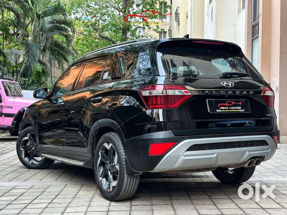 Hyundai Alcazar 2.0 Signature (o) Petrol At 7 Str, 2023, Petrol