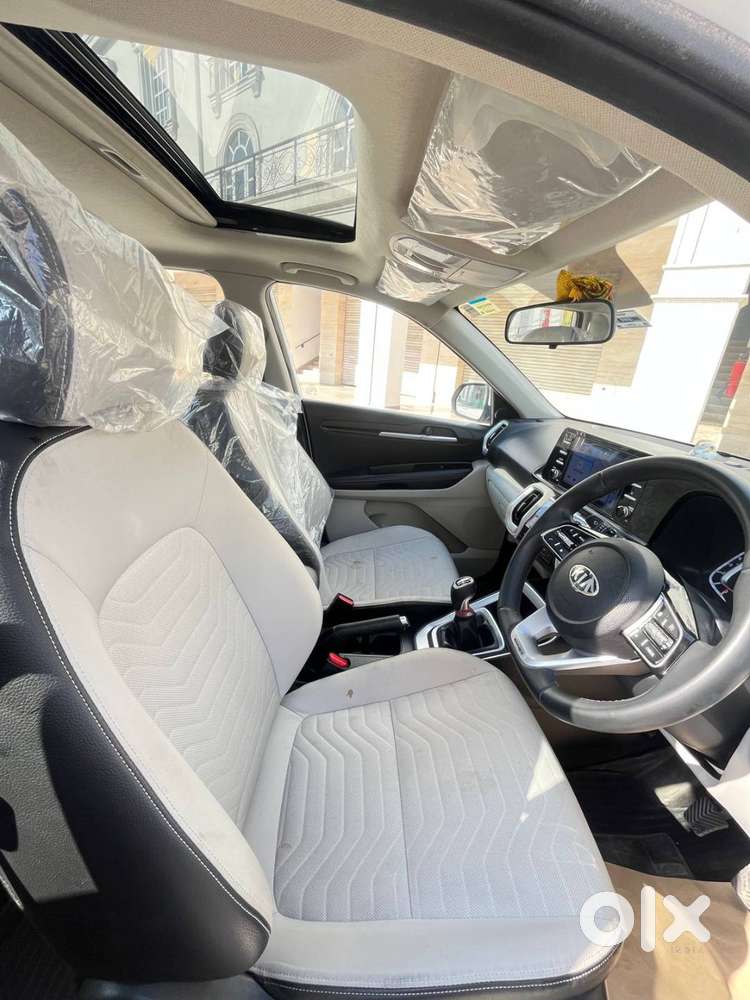 Kia Sonet 12000 Km's New Condition Sunroof