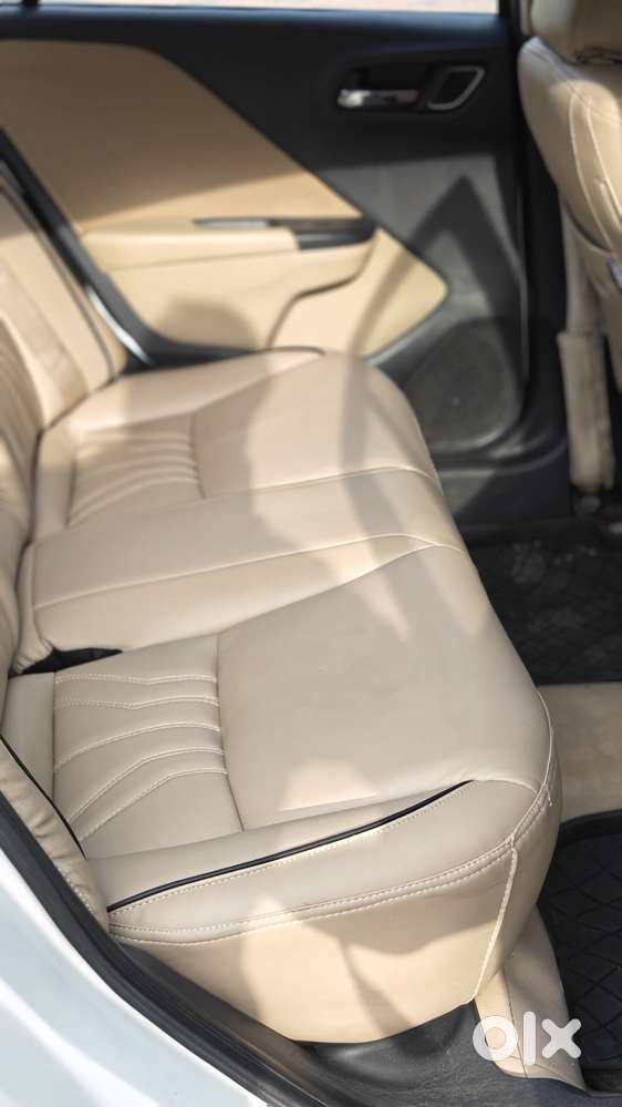 Skoda Superb L&k 2.0 Tdi At, 2018, Diesel