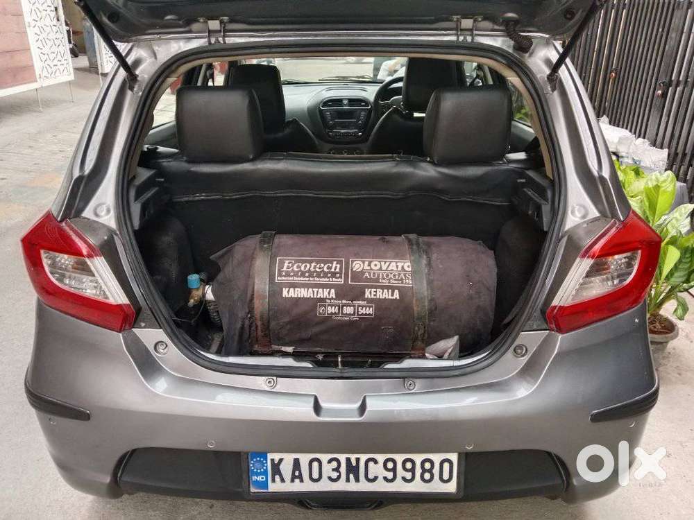 Tata Tiago Xz, 2018, Petrol