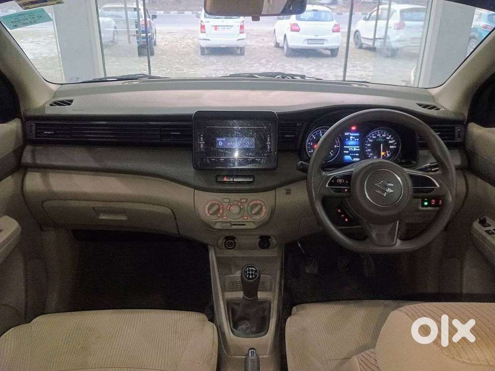 Maruti Suzuki Ertiga 1.5 Vxi, 2022, Petrol