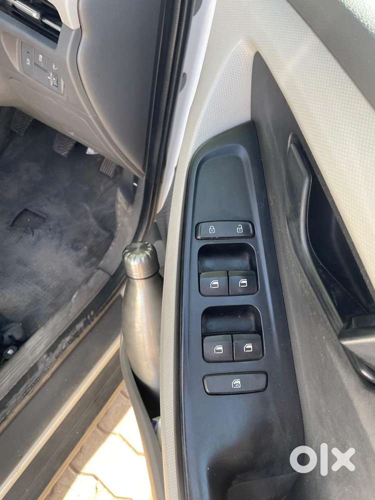 Hyundai Car Petrol 2024