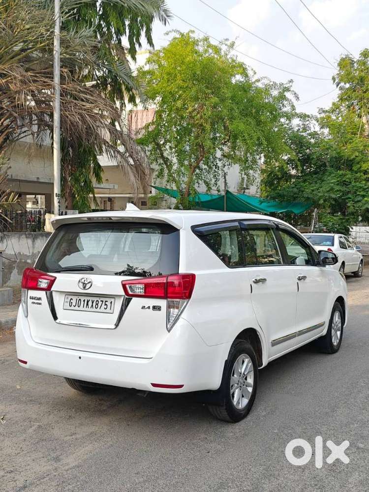 Toyota Innova Crysta 2.7 Gx At, 2020, Diesel