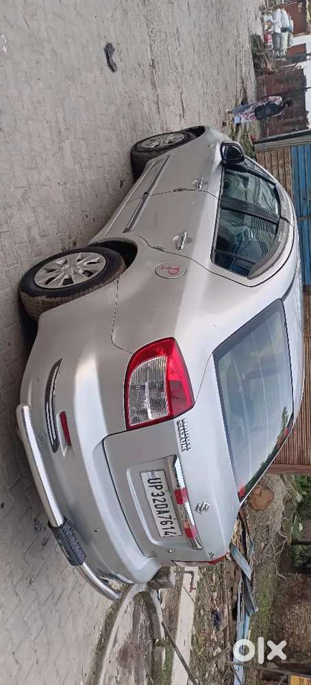 Maruti Suzuki Sx4 Vxi Cng 2010 Variant
